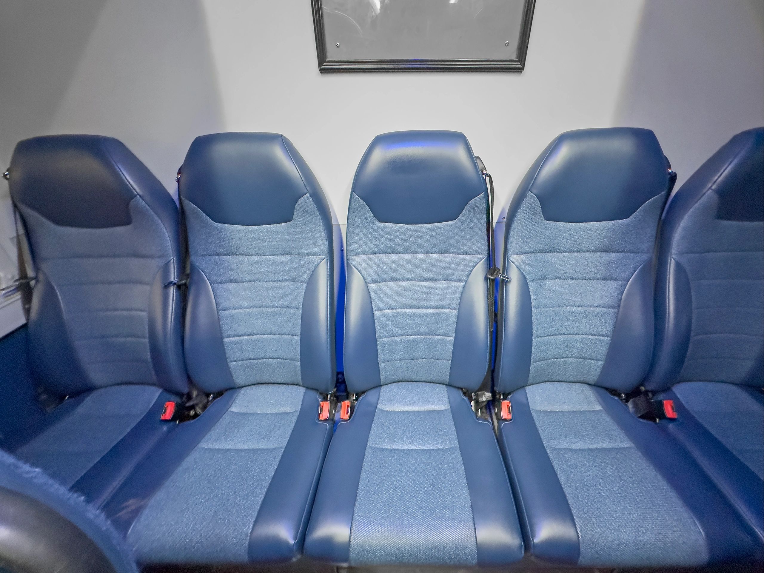 Comfortable passenger seating for group travel